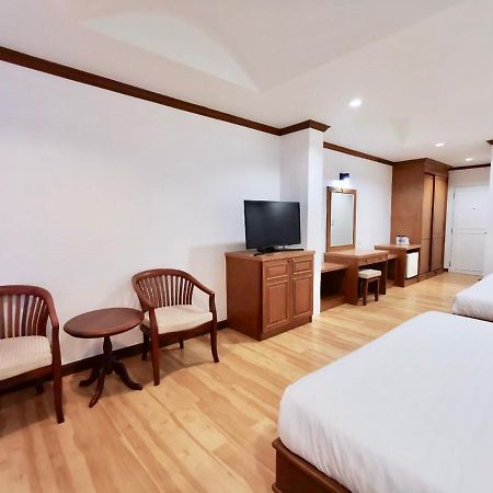 Chaleelay Hotel Ча-Ам Экстерьер фото